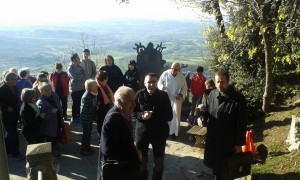 pujant en processó R. Cortina