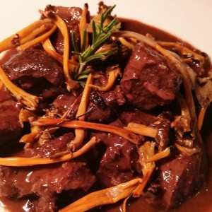 estofat-de-senglar-amb-camagrocs-de-cal-fuster_45346578744_o