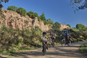 Via Blava Anoia que segueix el curs del riu Anoia entre les poblacions de Jorba i La Pobla de Claramunt. Jorba (Anoia) © Oriol Clavera