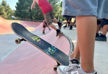 Berga impulsa “La tribu sobre rodes” amb tallers d’skate, scooter i patins, d’octubre a desembre, al Parc del Lledó