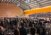 El concert dels UST Singers aplega 200 persones en la cloenda de la 46a edició del Festival de Cant Coral de Puig-reig